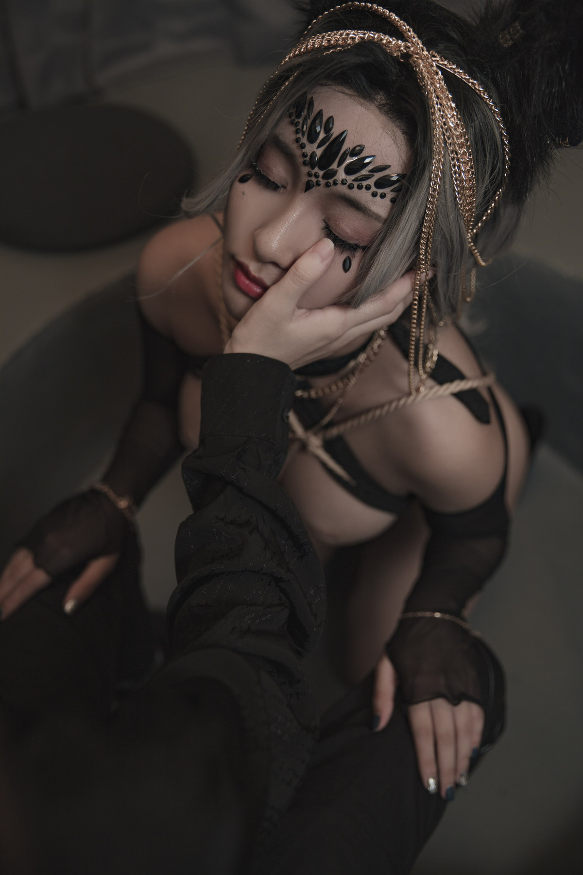 Cosplay-洛璃LoLiSAMA-狼少女-狼女的调教-Set01-11-12