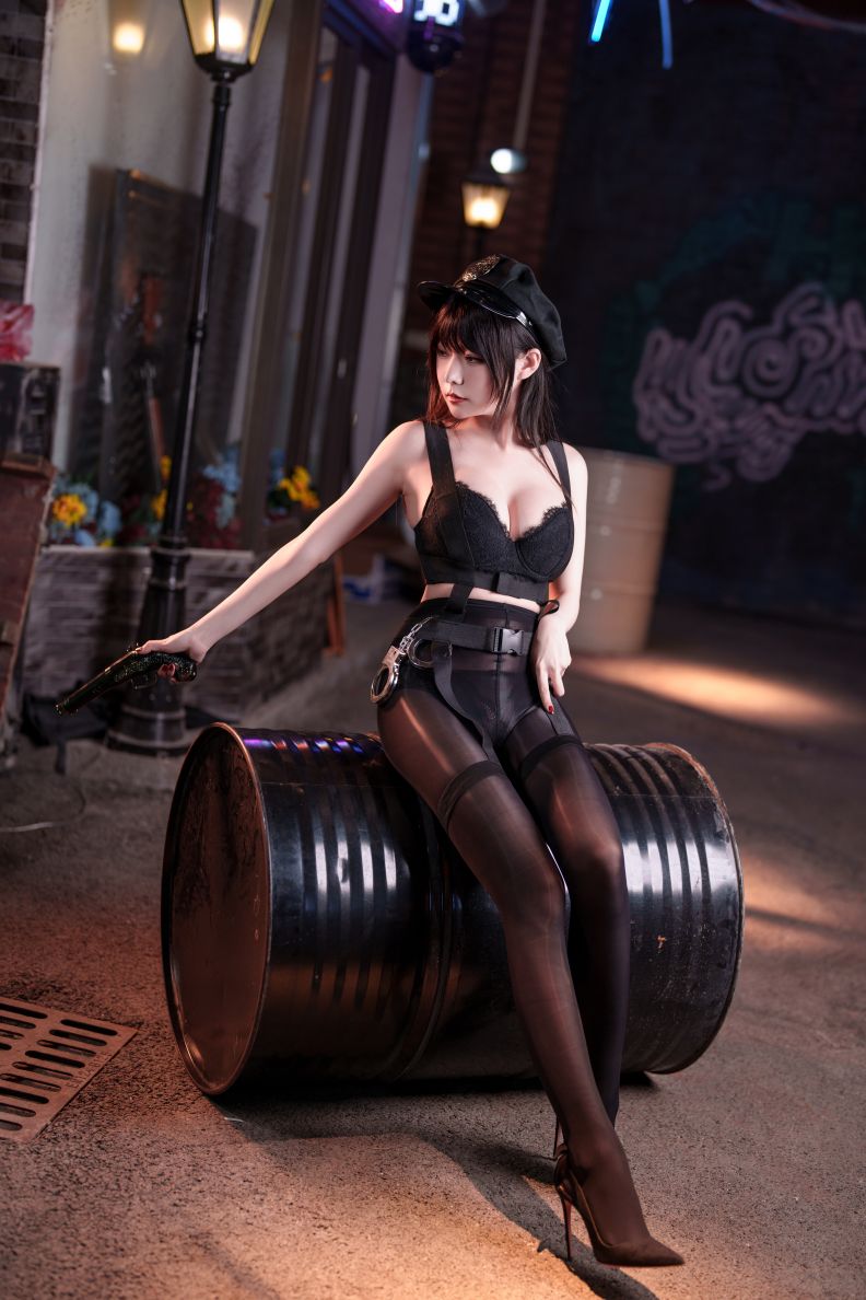 香草喵露露---2023年11月舰长-女警40P1V-154GB-08-17