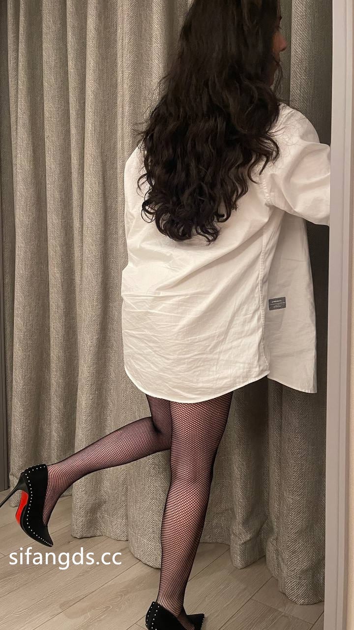 小刘亦菲金钱豹极品母狗草莓老师-08-19