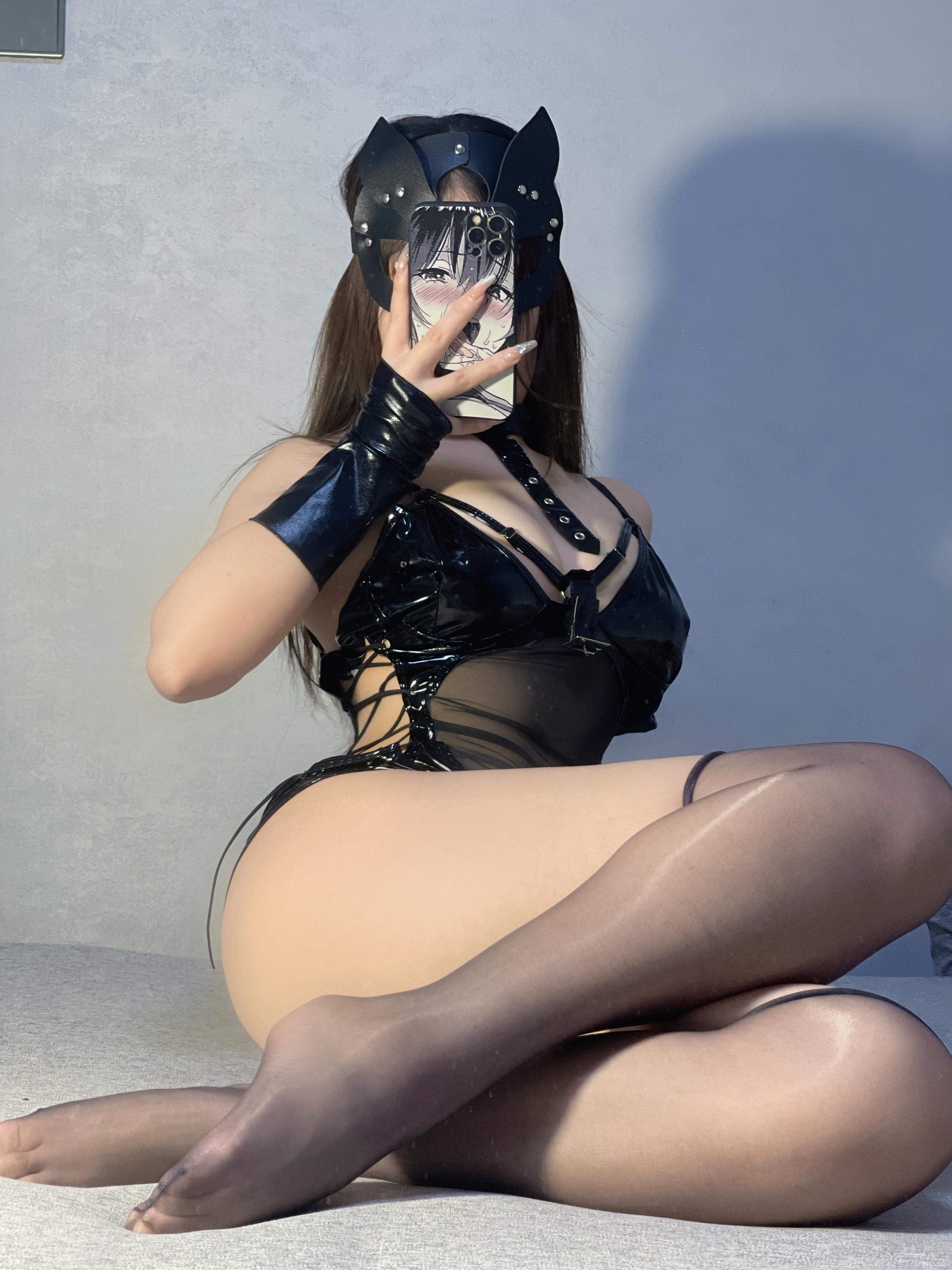 051桃沢樱呀--微密圈-猫眼小皮衣26P3V364MB-08-12