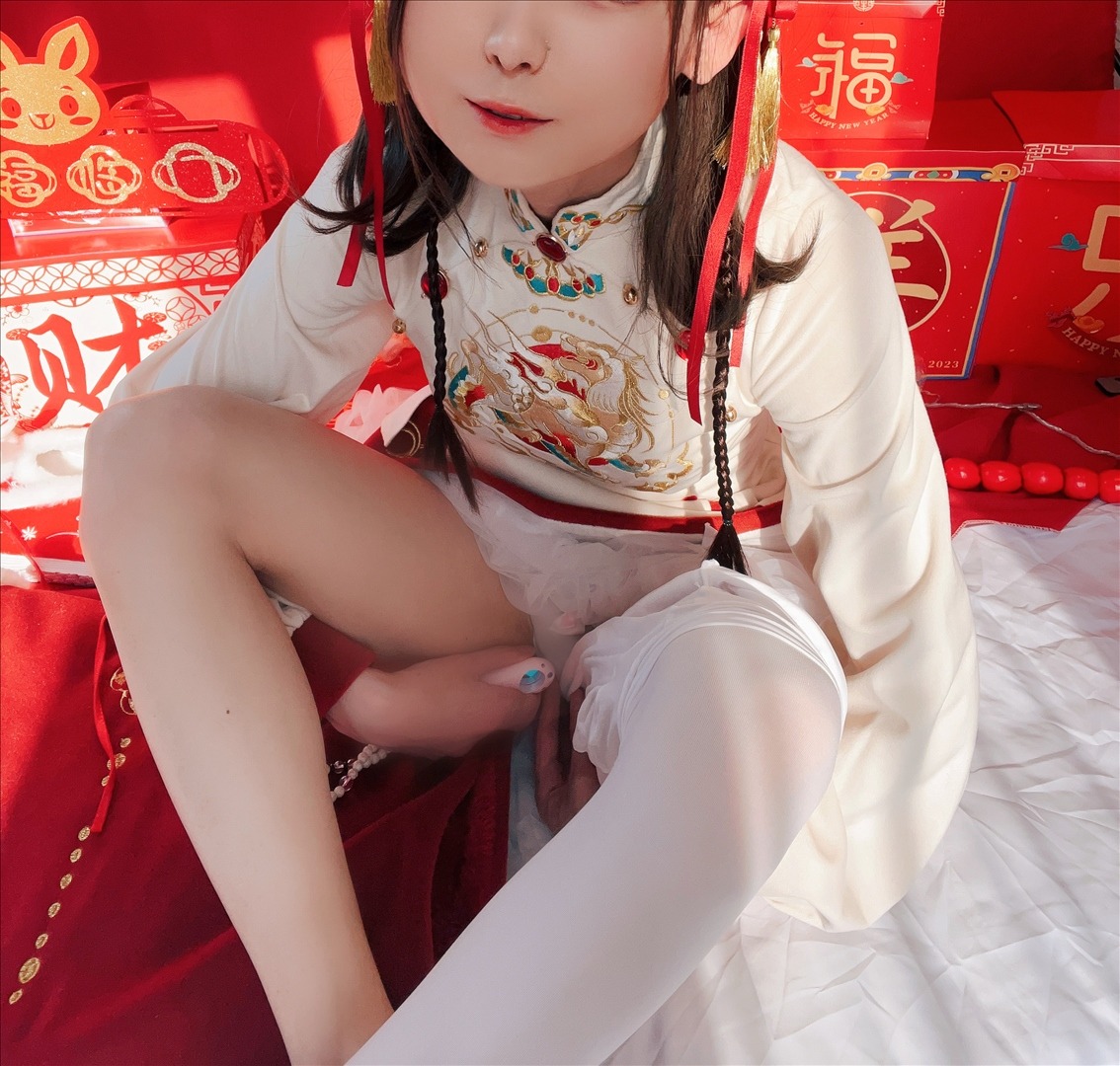 白丝奶糖酱---新年女仆-108P-108P-38759-MB-20240824j-08-25