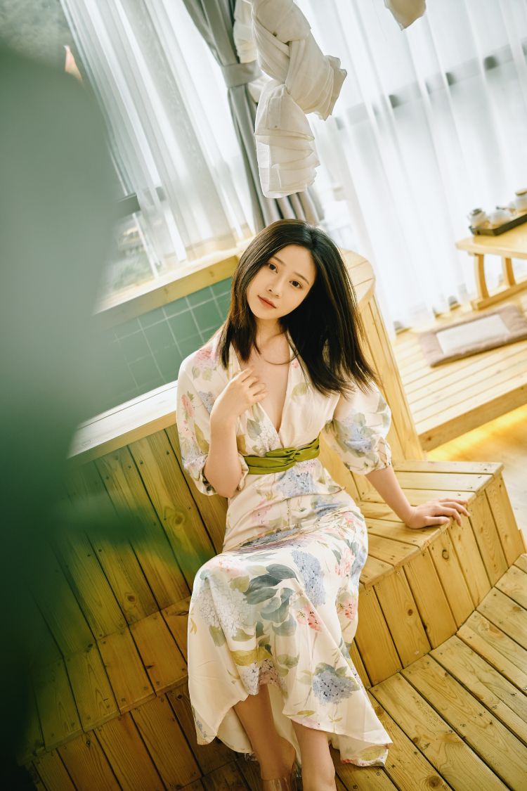 年年---七月40P-2988M-01-25