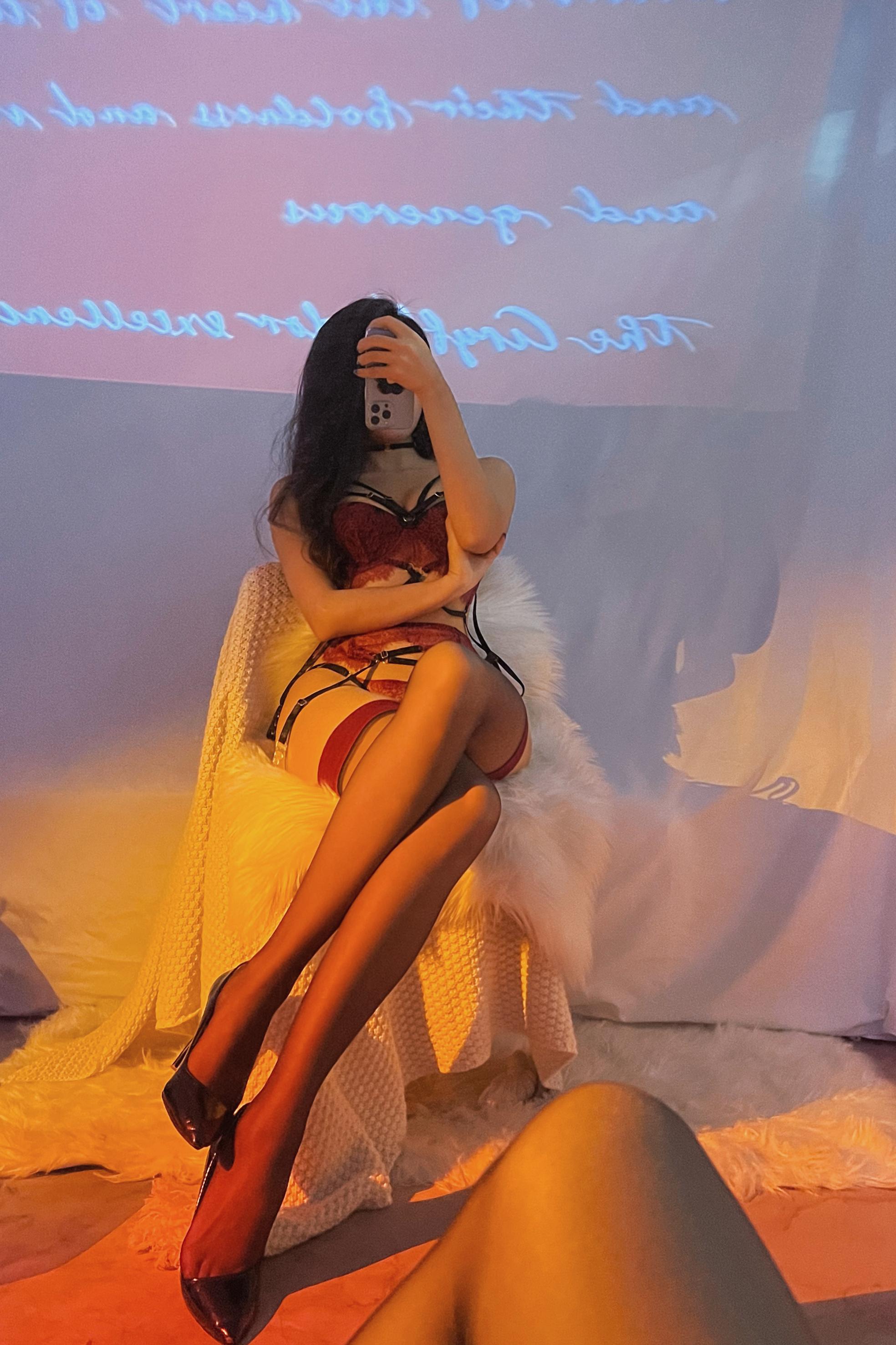 018纪念小小v5--微密圈系列-65嘉宾31P191MB-08-29