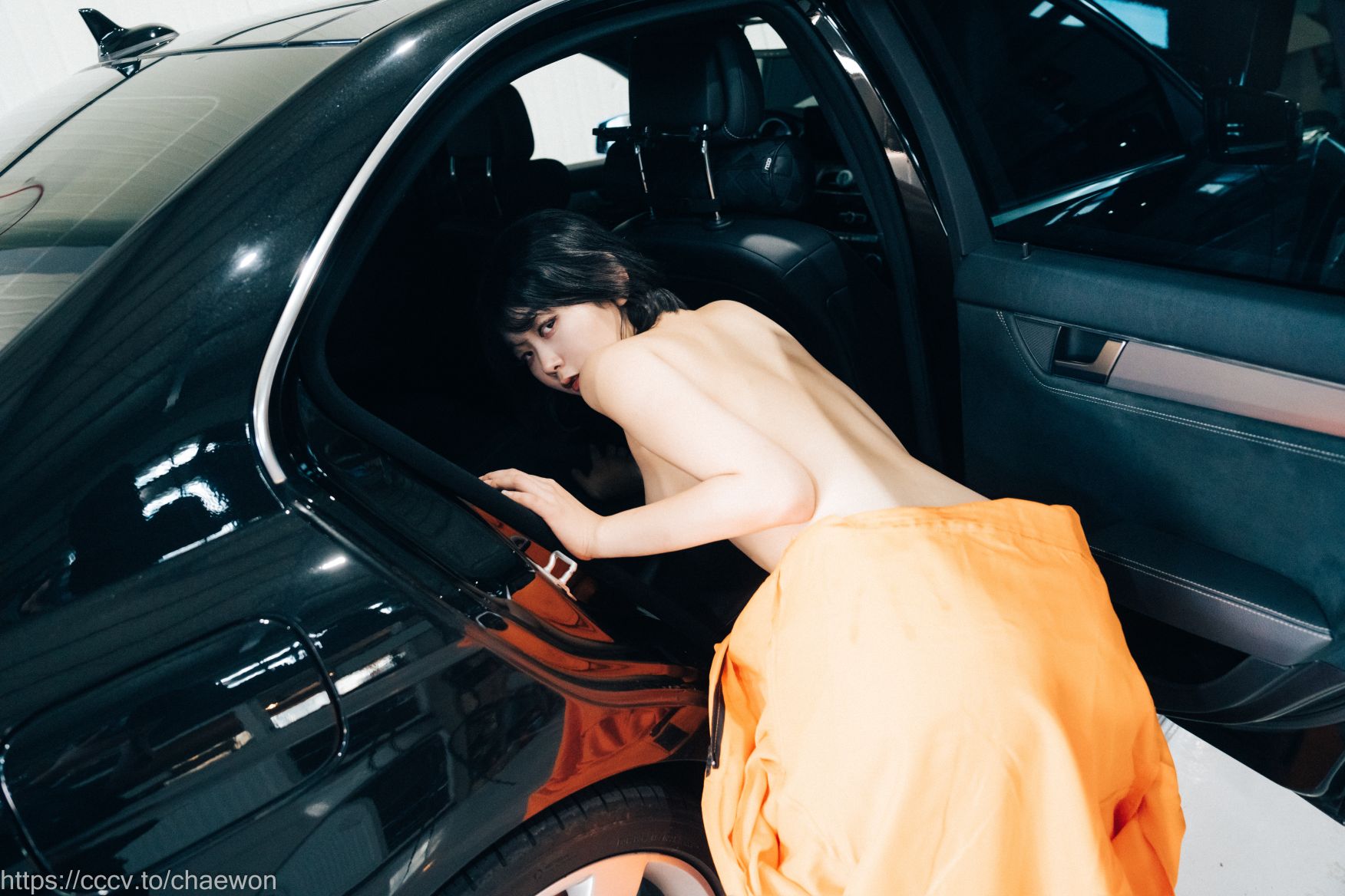 Loozy-Zia-지아---Garage-Girl-02-22