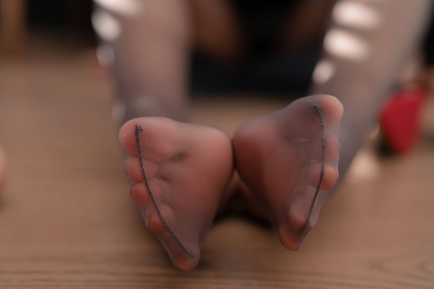 轩萧学姐---蓝裙OL170p4v-147G-06-18