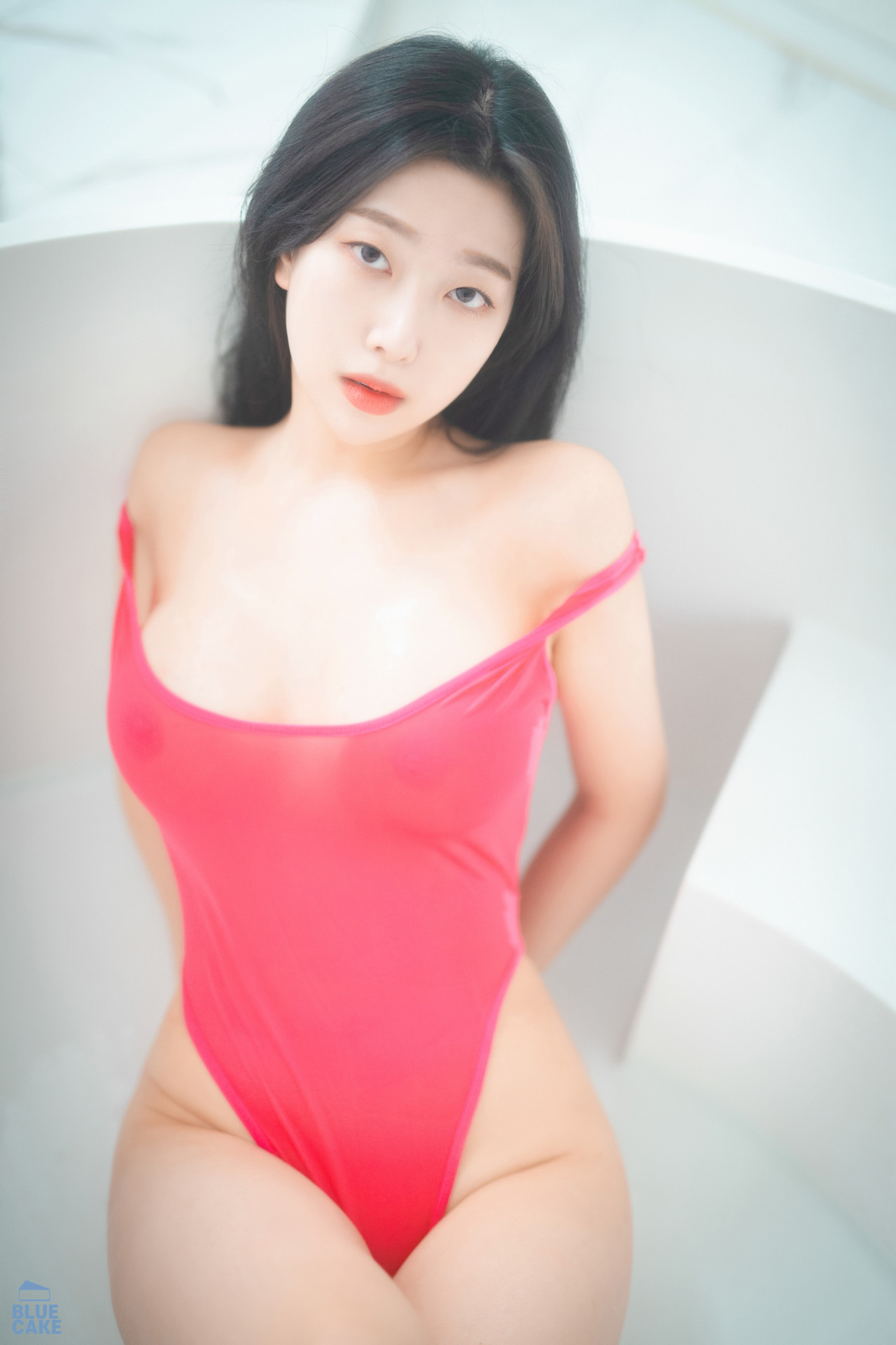 Shaany-BLUECAKE-Wet-8211-Set02-01-01