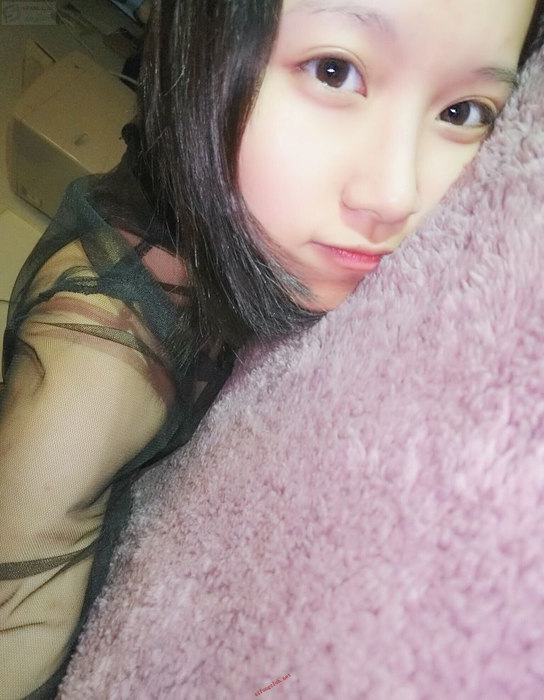 布丁大法---黑丝网袜震动棒---R18-12-23