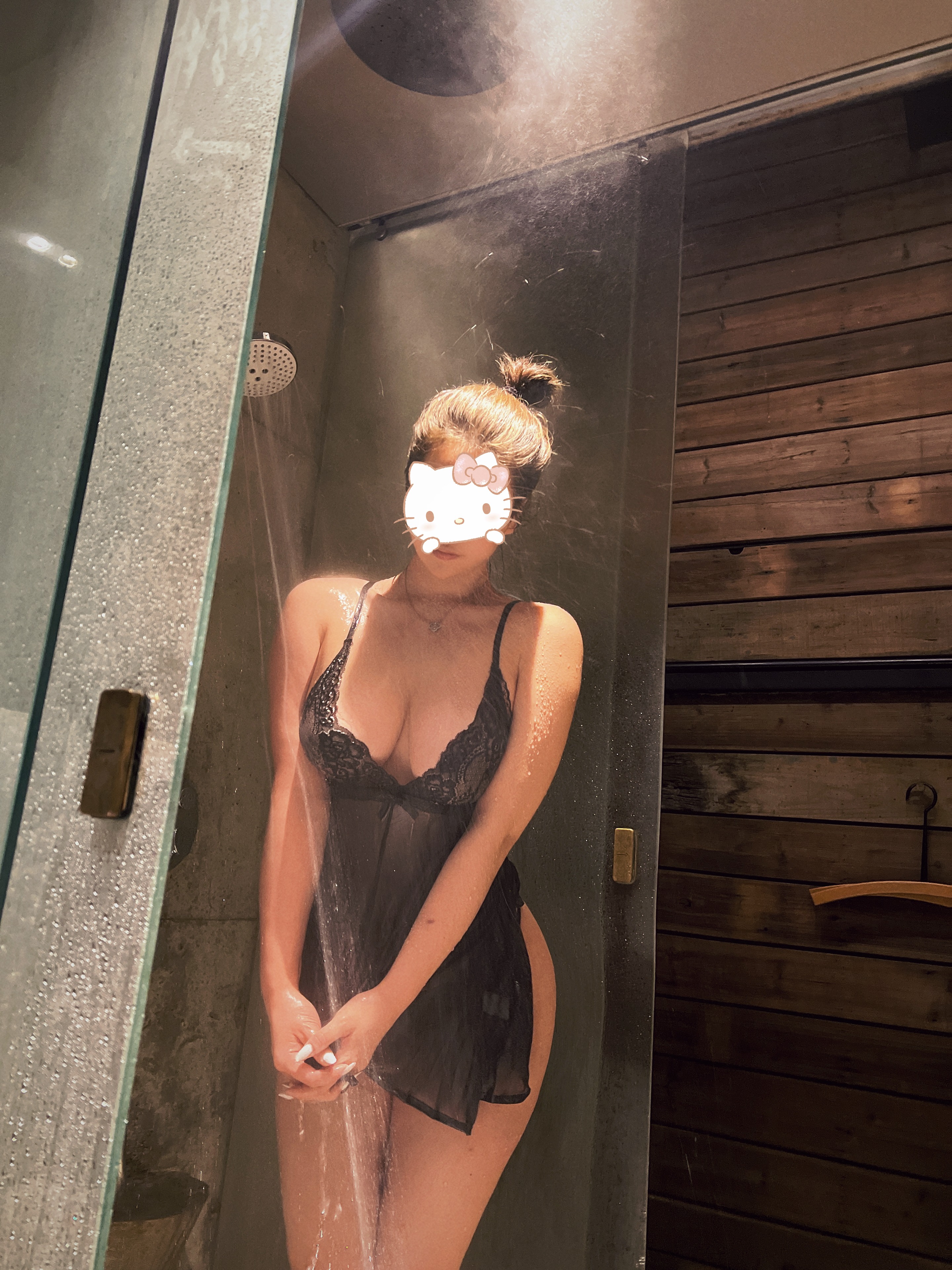 安妮-yo-夜幕下的浴室-03-04