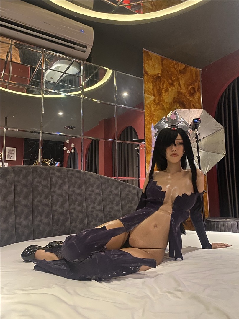 Elizamiaomiao---Olga-Discordia-67P-31212-MB-20240828a-08-29