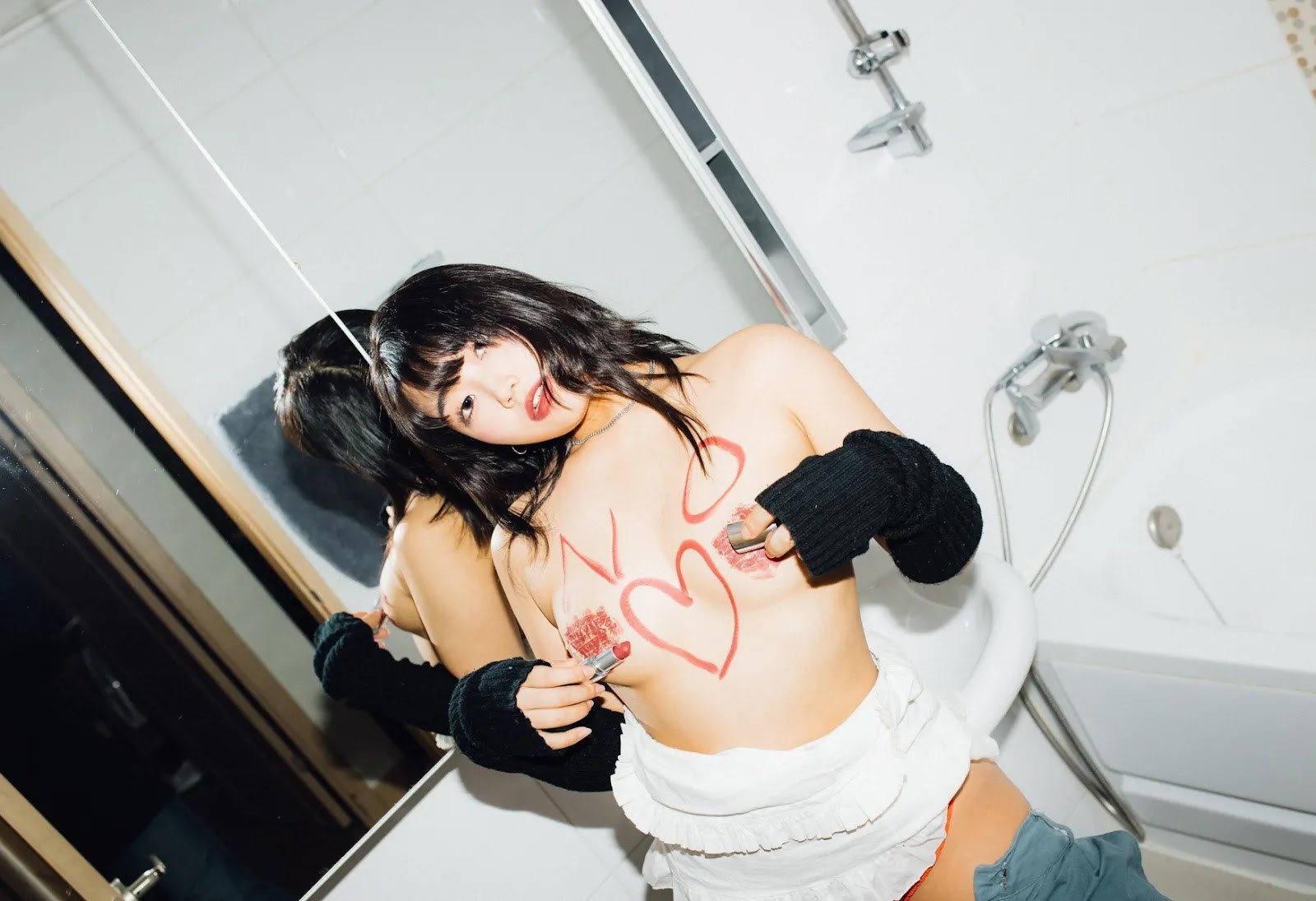 Ji-Eun-Lim-임지은-Moon-Night-Snap-Weirdness-12-30