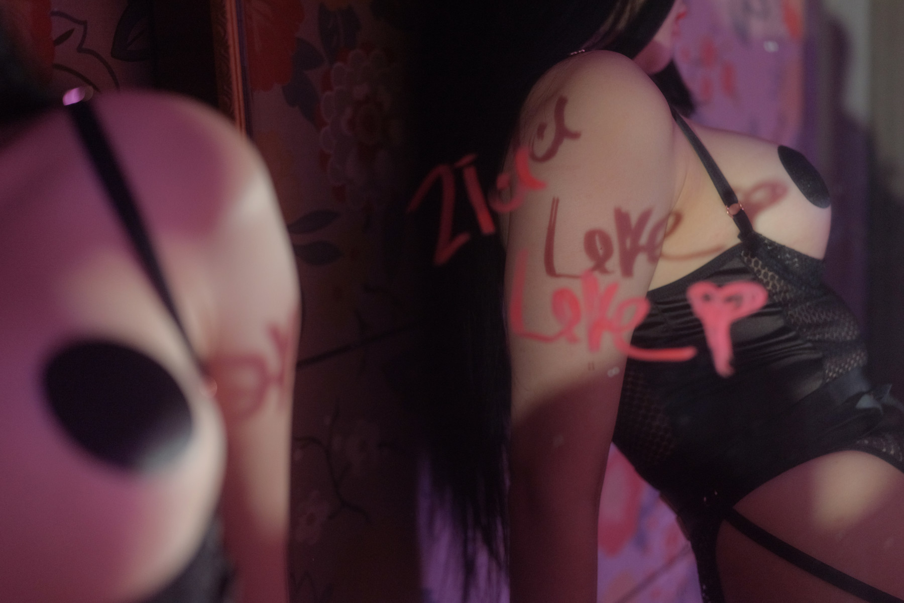 ZIAKwon-권지아-BLUECAKE-Room-Set02-12-19