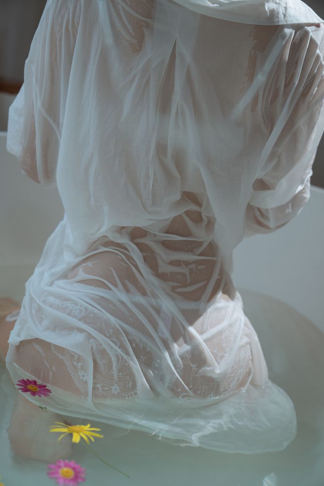 萌芽儿o0-浴缸-72P-1760MB-03-19