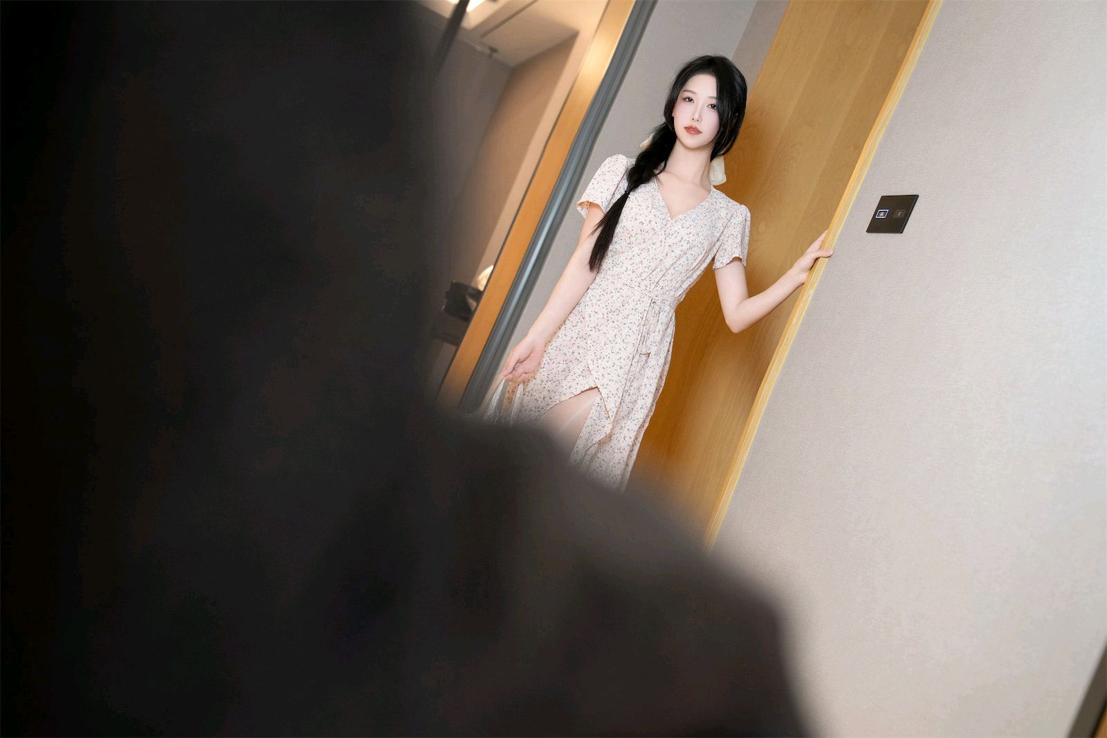 抖娘-利世---小保姆与老头-140P1V-181MB-04-27