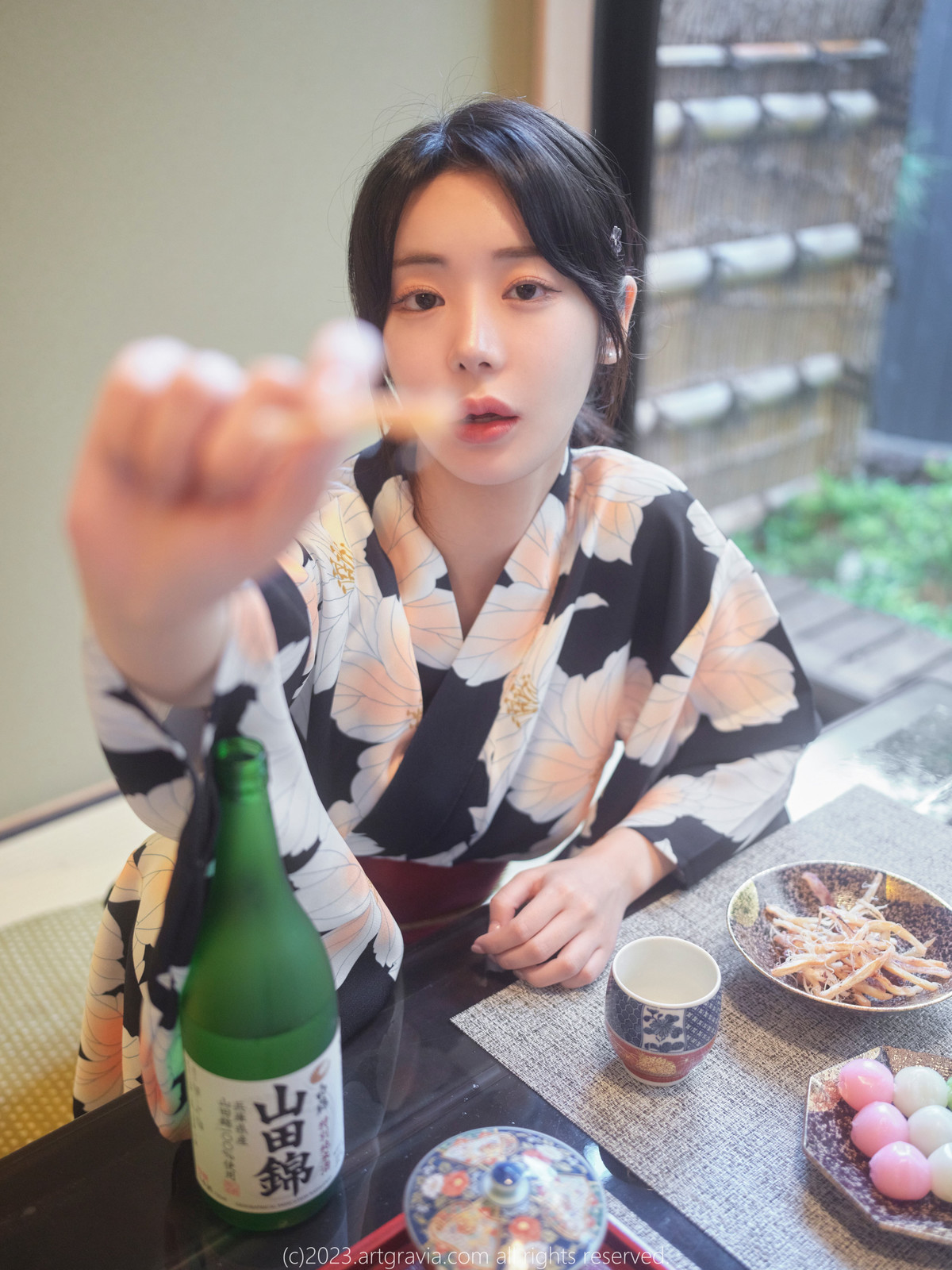 Wuyo-우요-ArtGravia-Vol553-Photobook-Set01-08-19