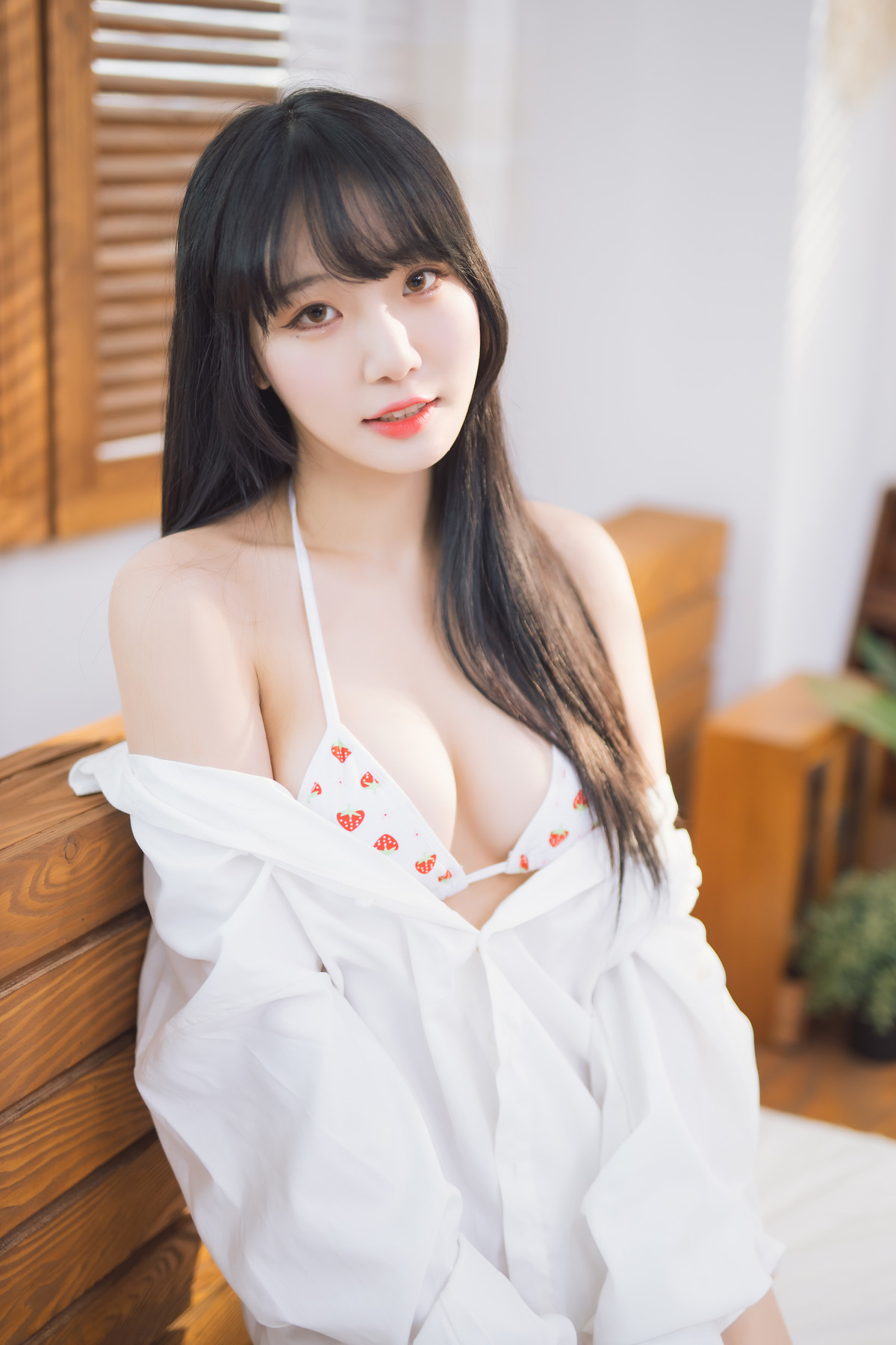 Sooflower-수련수련-Strawberry-Photobook-Set01-11-30