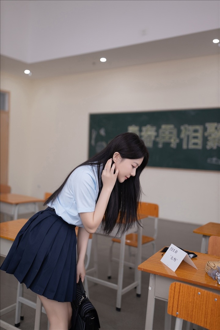 鱼子酱Fish---班长的礼物130P-155GB-20240822aa-130P-155-GB-08-23