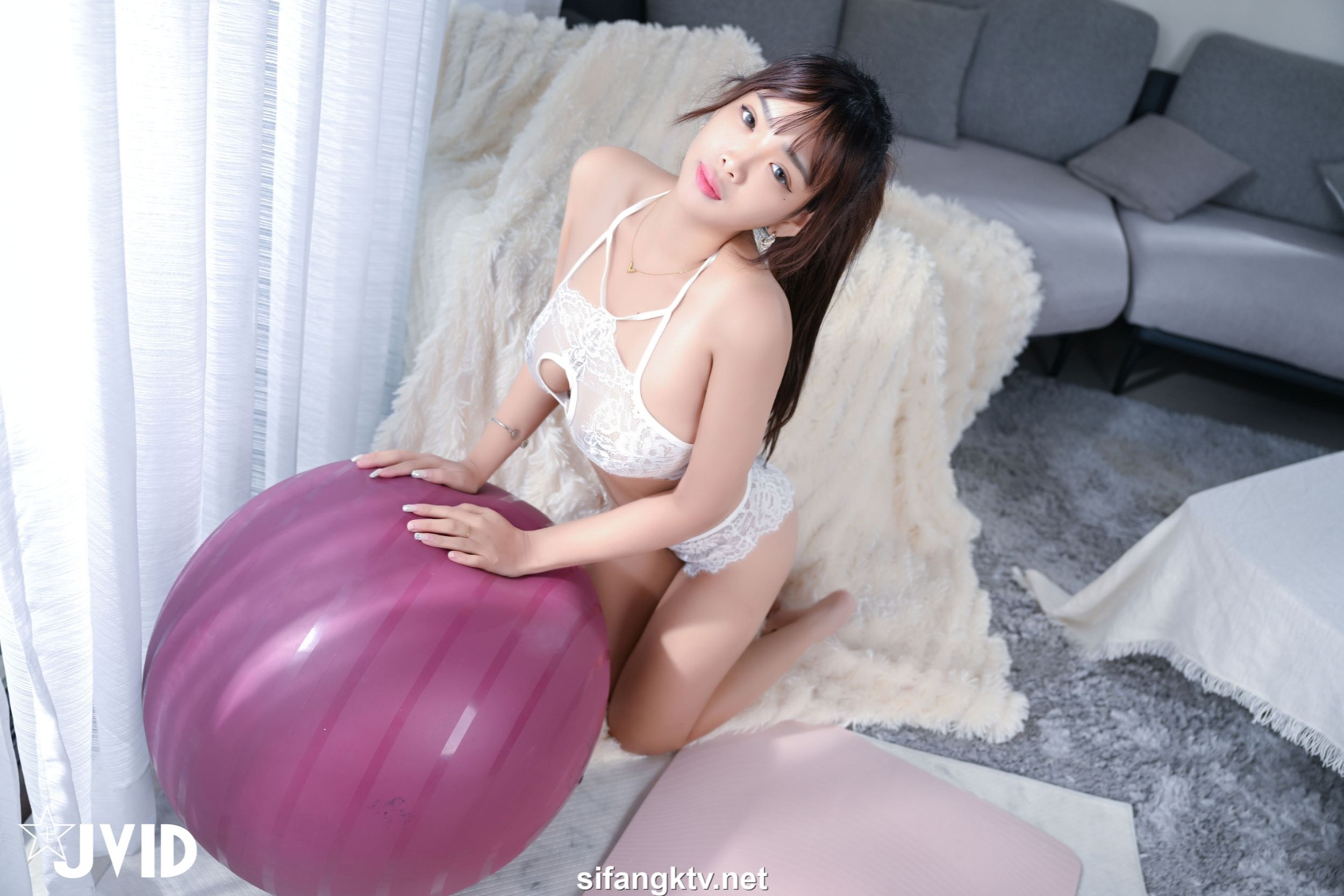 JVID-大奶人妻萱萱-101P-08-18