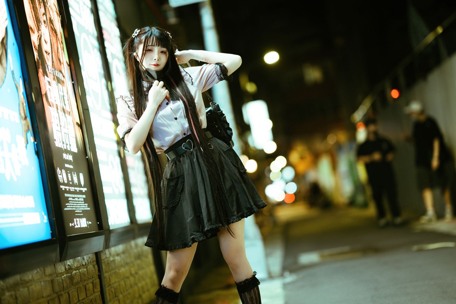 落落Raku-10月订阅-163P1V-204GB神待ち少女Night-LiLy-04-13