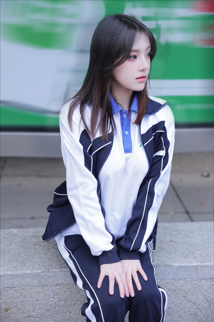 豆瓣酱---公交车-85P-85P-153-GB-20240811e-08-14