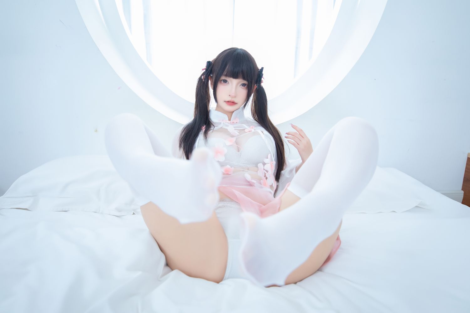 神楽坂真冬-序号33蜜桃雪糕-75P2V-420MB-12-30