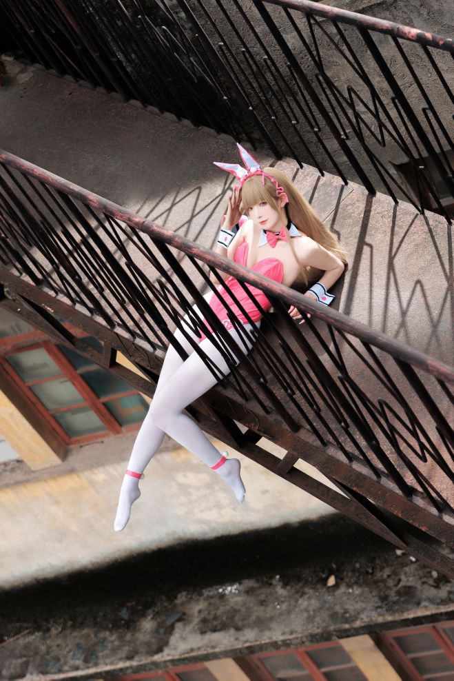 封疆疆v---毒蛇兔女郎-08-12