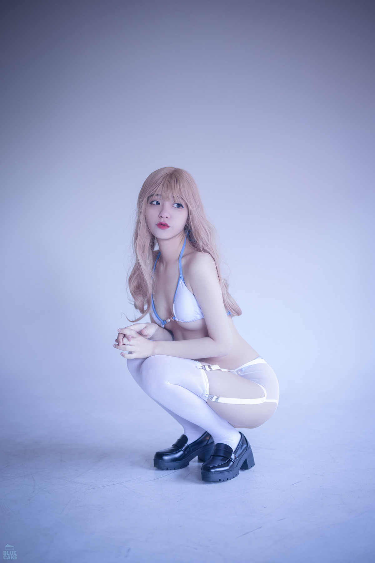 Jeong-Jenny-정제니-BLUECAKE-BLUISH-Set03-09-14