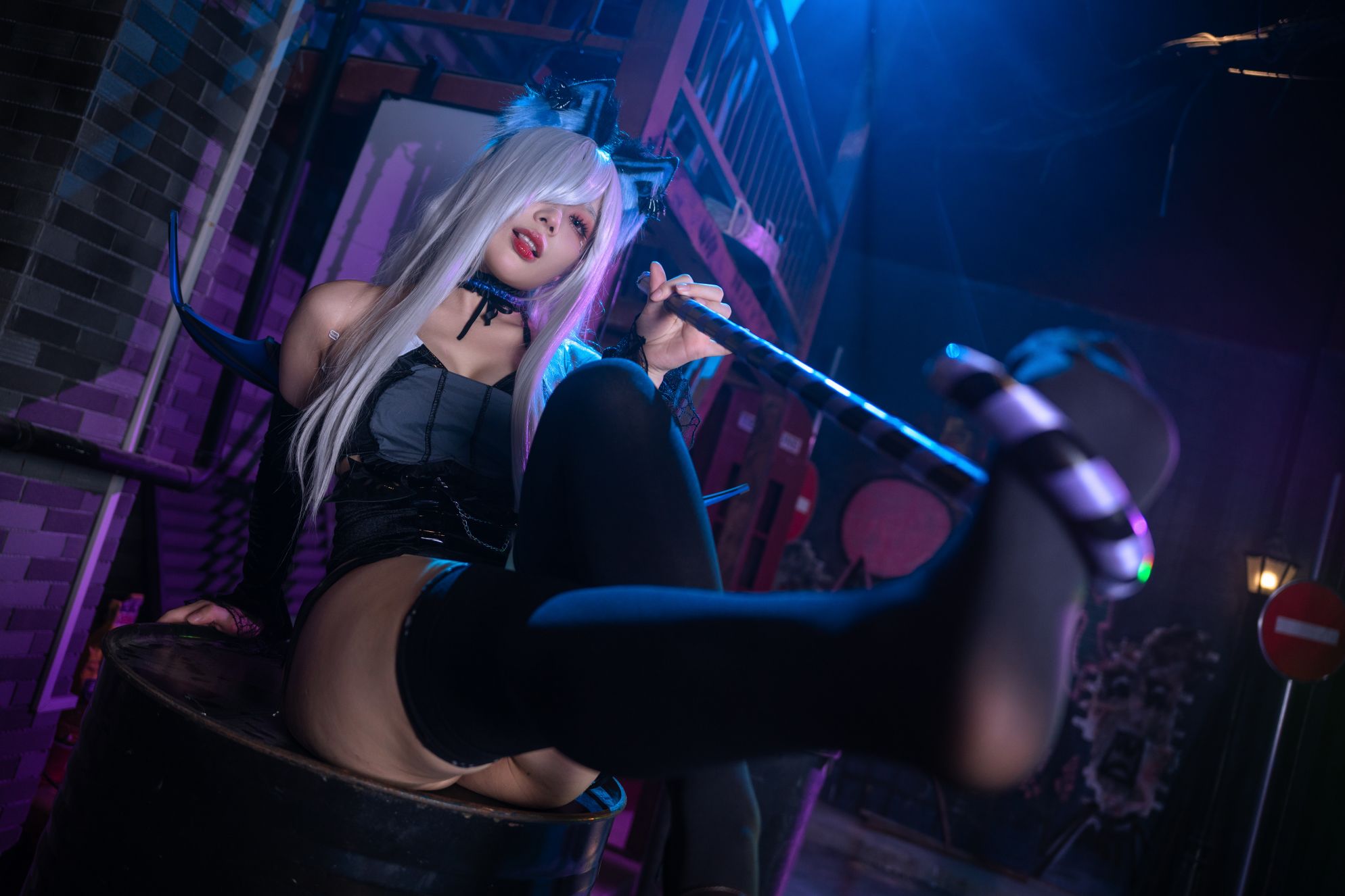 九言---小恶魔-66P8V-183GB-01-09