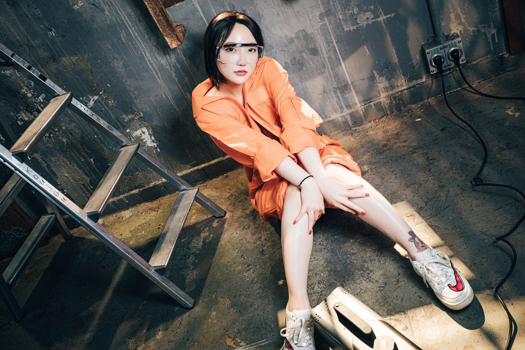 Son-Yeeun-손예은-Loozy-Where-Are-My-Tools-Full-ver-Set01-12-10