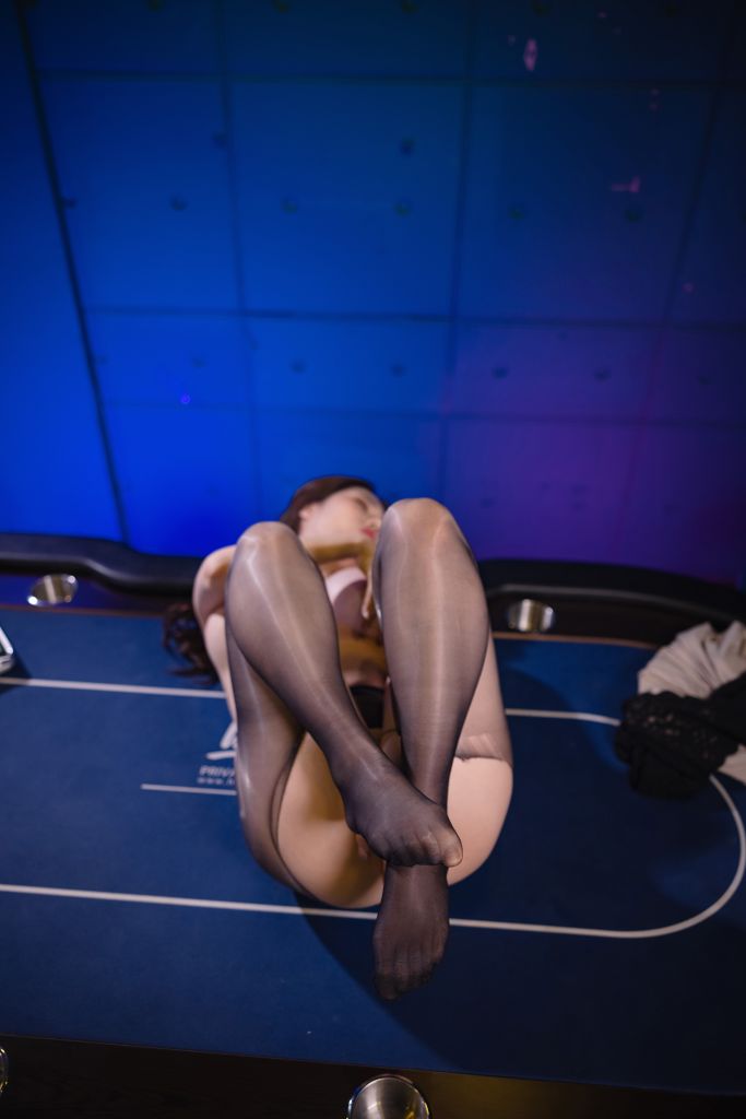 BUNNY-Hani-하니---A-Drunken-Woman-2-02-23