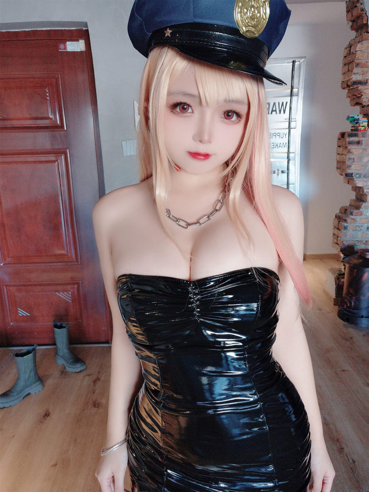 Cosplay-日奈娇-喜多川海梦女警-04-06