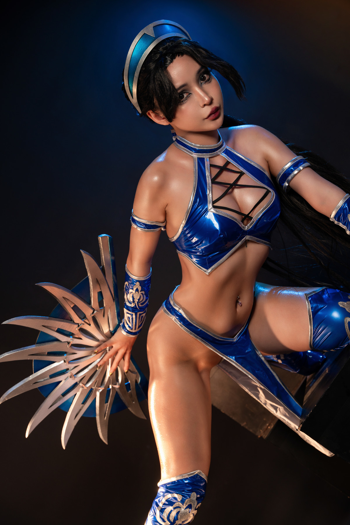 Cosplay-UmekoJ-Kitana-Mortal-Kombat-Set01-10-05