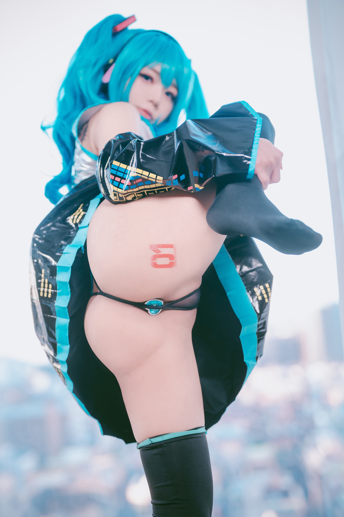 Cosplay-Maruemon-마루에몽-Plug-Me-In-Miku-Set02-12-13
