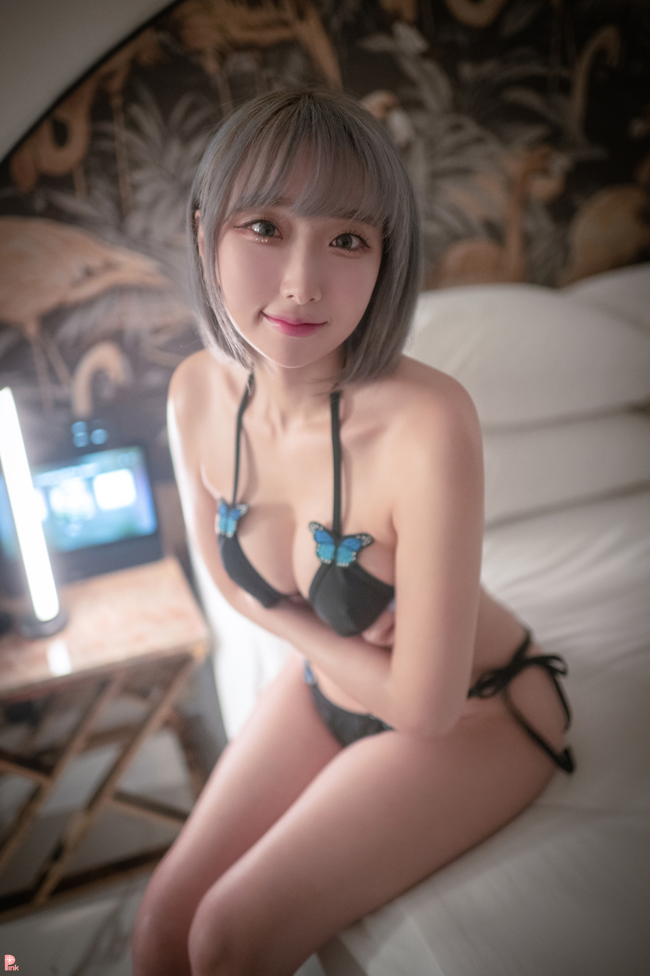 Dayeon-다연-PINK-Cosplay-Event-RED-BLACK-01-12