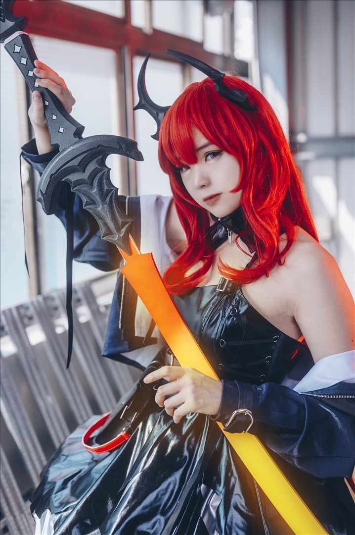 Hatori-Sama---Surtr-Arknights-20240819c-11P-9641-MB-08-20