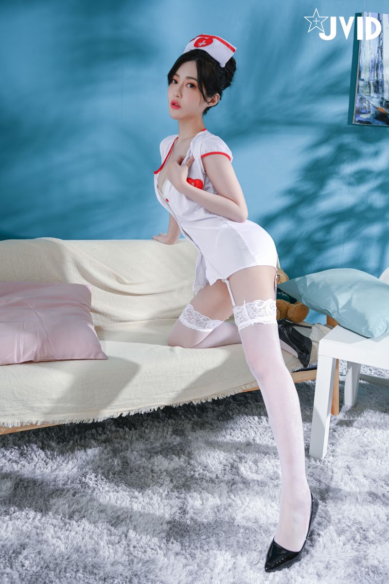 JVID精品-璃奈酱-极品女神-情趣护士-大尺度写真-02-27