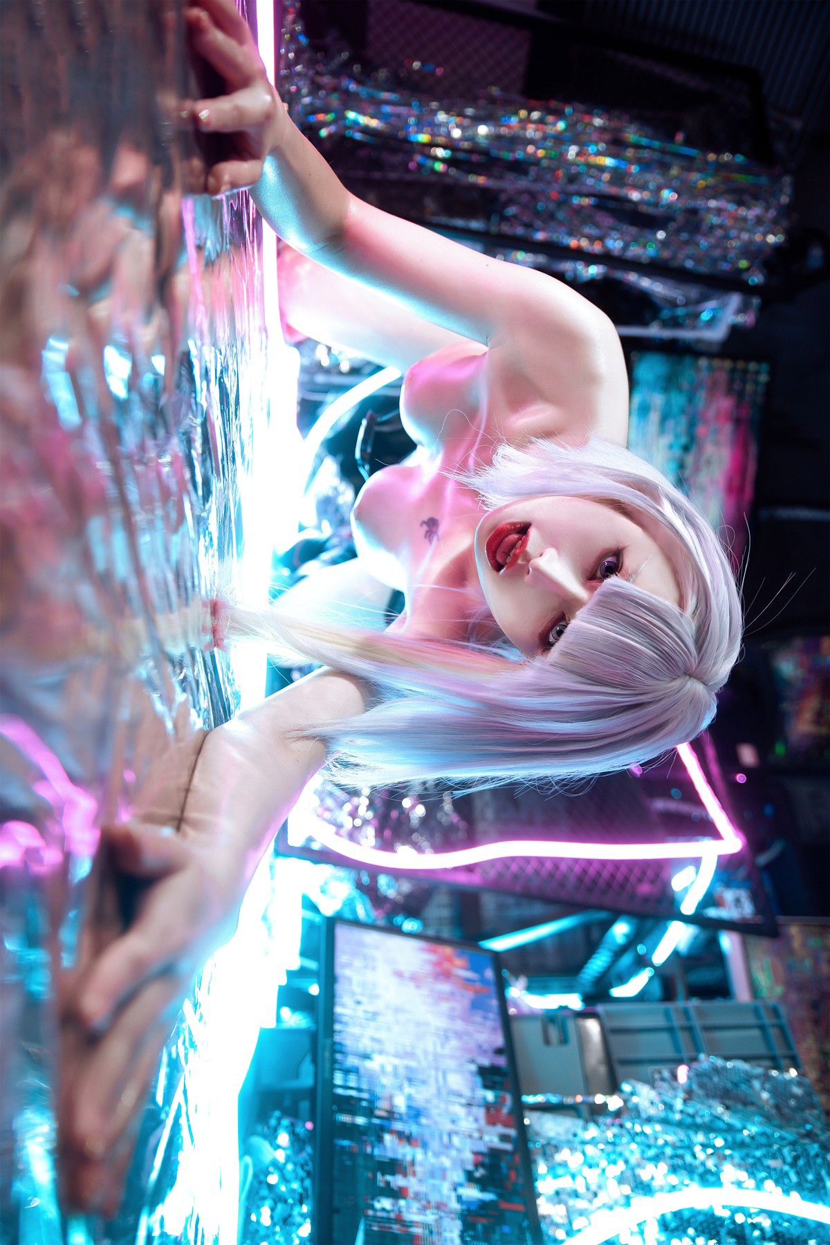 Cosplay-鹿八岁-赛博朋克边缘行者-露西-02-23