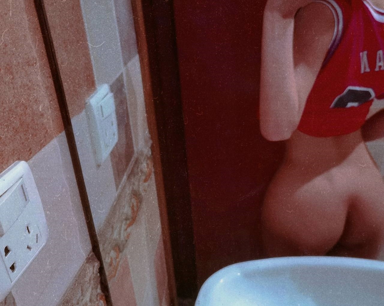 真真u---推特合集-1-432P47V-24752-MB-20240815l-08-17