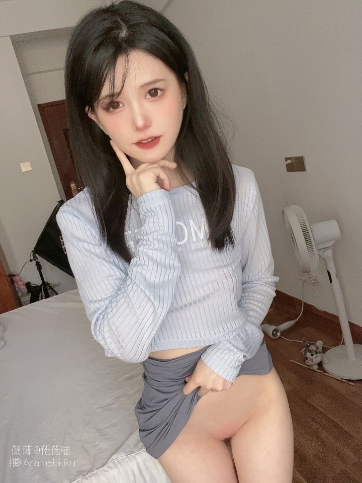 倦倦喵---吉他妹妹-01-16