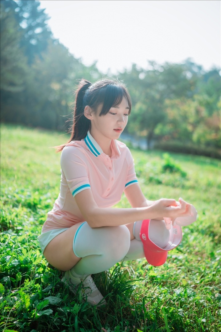 DJAWA-Photo---HENDOONG-혠둥이---On-Green-101P118GB-20240814b-08-14