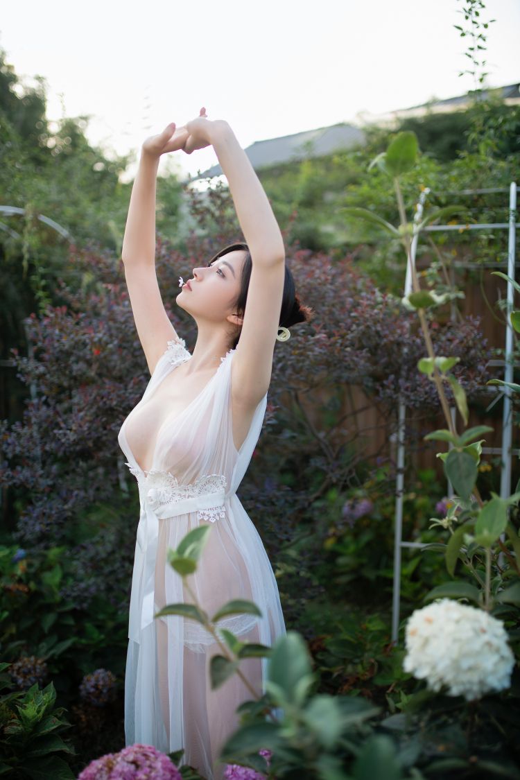 年年---神明之女40P-2323M-01-25