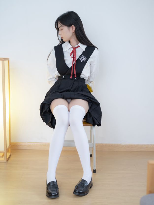 VIP晞可-束缚衣-124P1V-579G-01-23