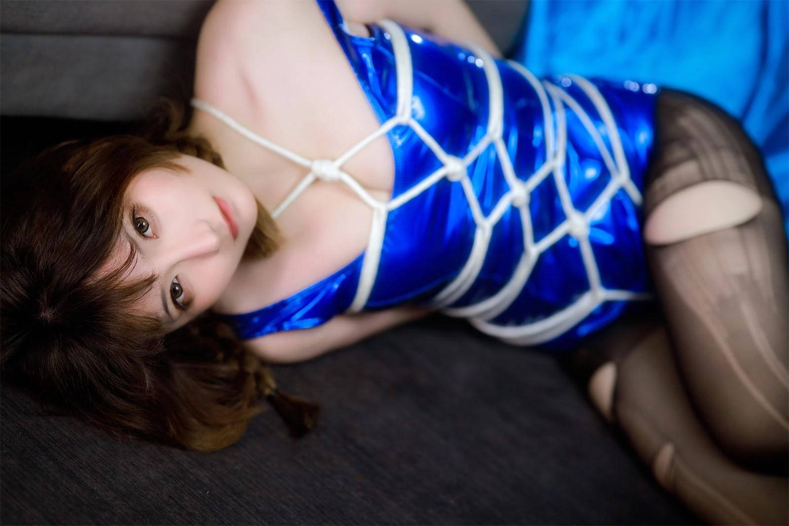 是三不是世w---深蓝捆绑-49P-641-MB-20240817n-08-17