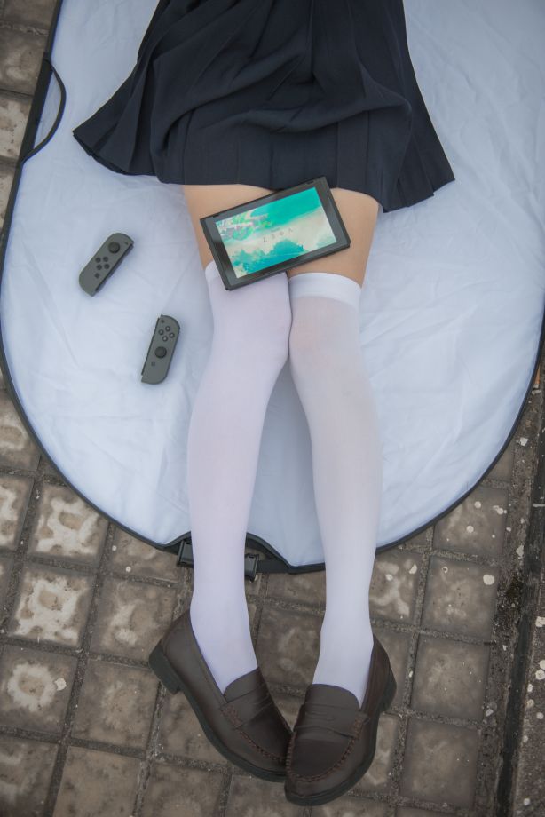 少女秩序写真-vol013-天台JK制服44P-01-10