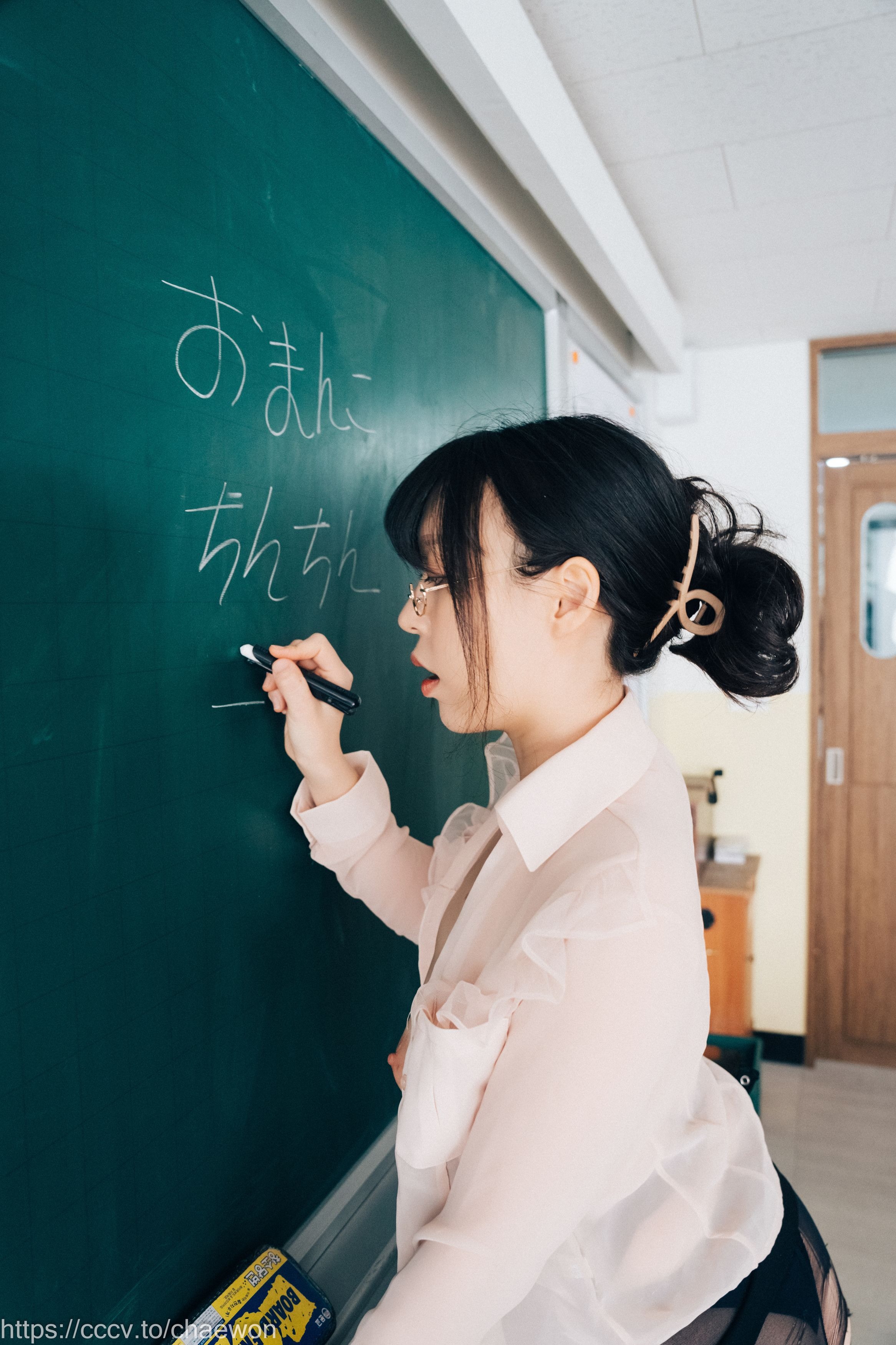 Loozy-Mozzi-모찌--Remedial-Class-Original-Version-205P-09-01