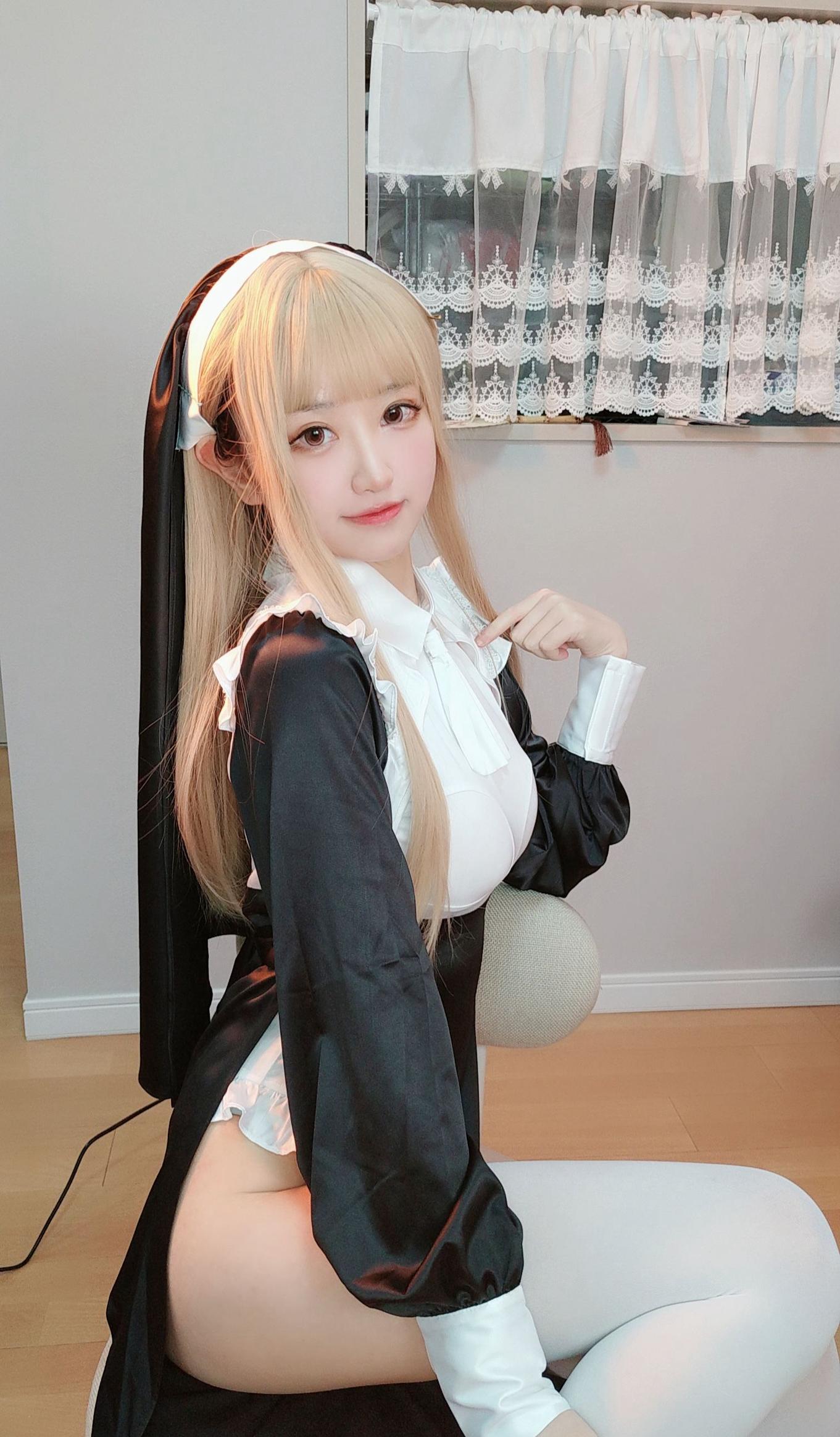 050-千阳快起床---修女-17P-3383-MB-08-27