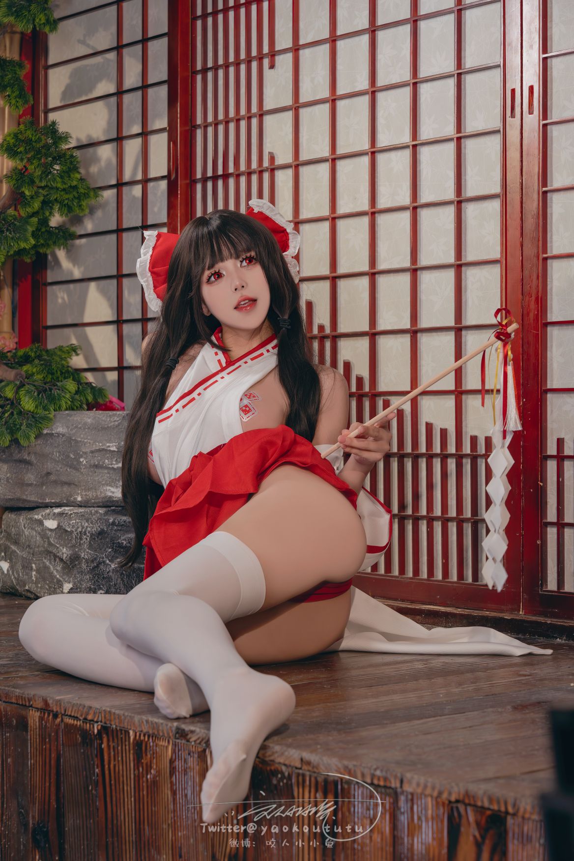 咬一口兔娘ovo-狐之灵梦-Roly-Poly71P1V-163GB-03-18