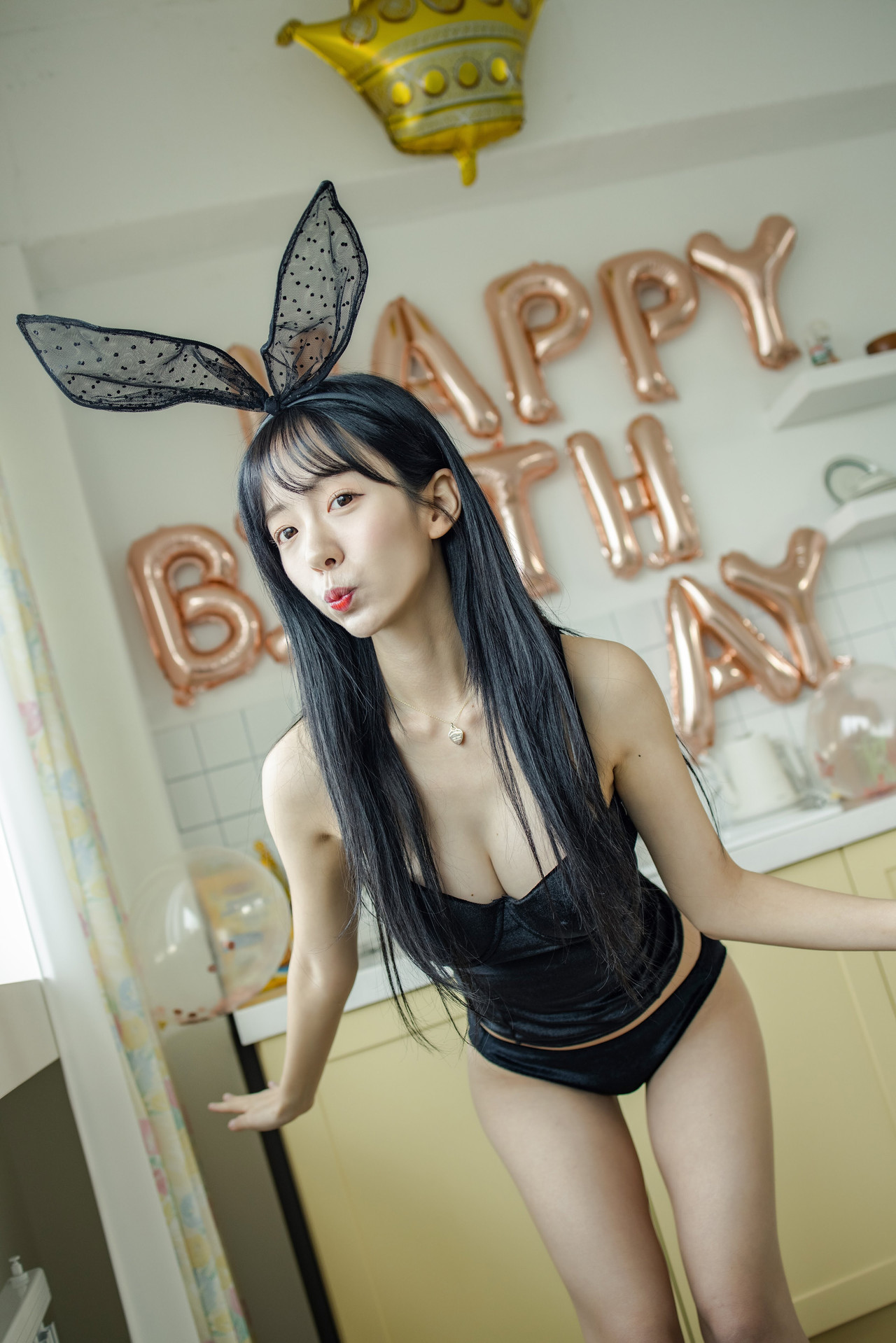 Leeesovely-쏘블리-Patreon-HAPPY-BIRTHDAY-Set01-02-05