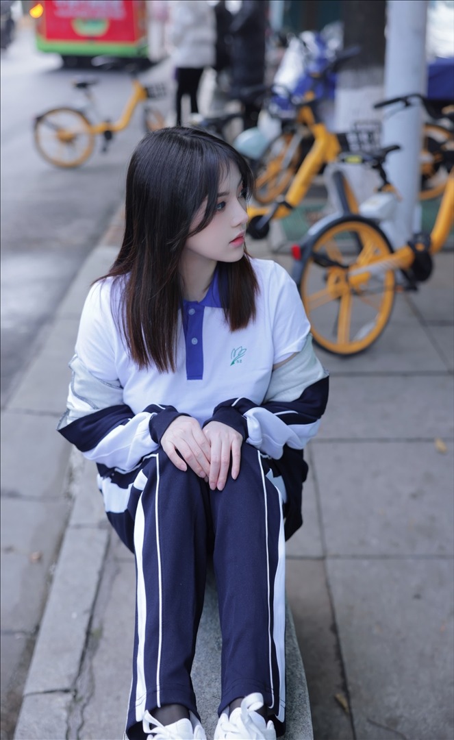 豆瓣酱---公交车-85P-85P-153-GB-20240811e-08-14