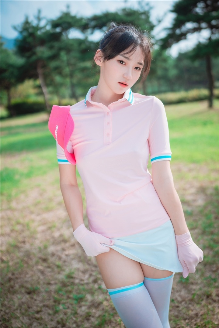 DJAWA-Photo---HENDOONG-혠둥이---On-Green-101P118GB-20240814b-08-14