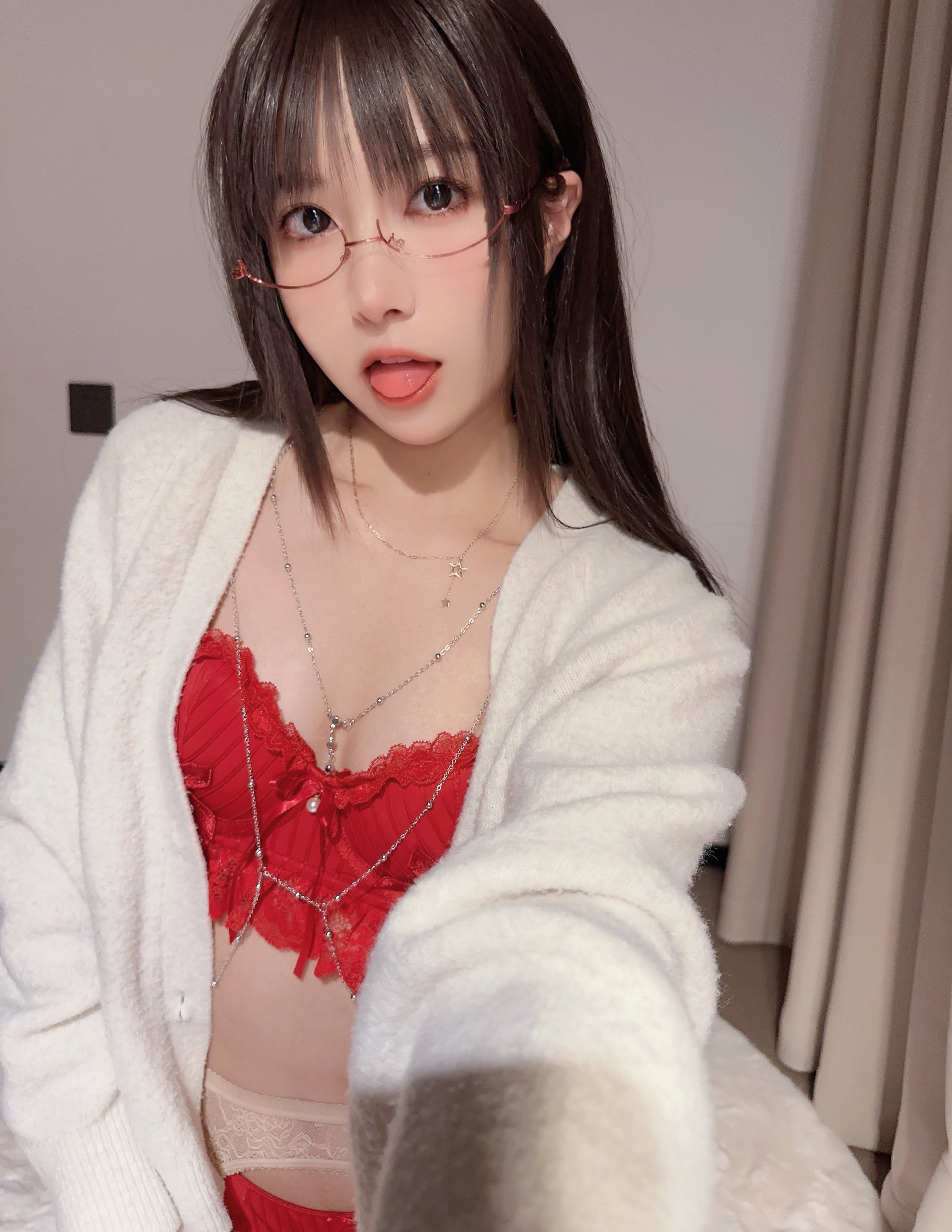 布丁-覆盆子眼镜娘8月7打赏群资源-08-06